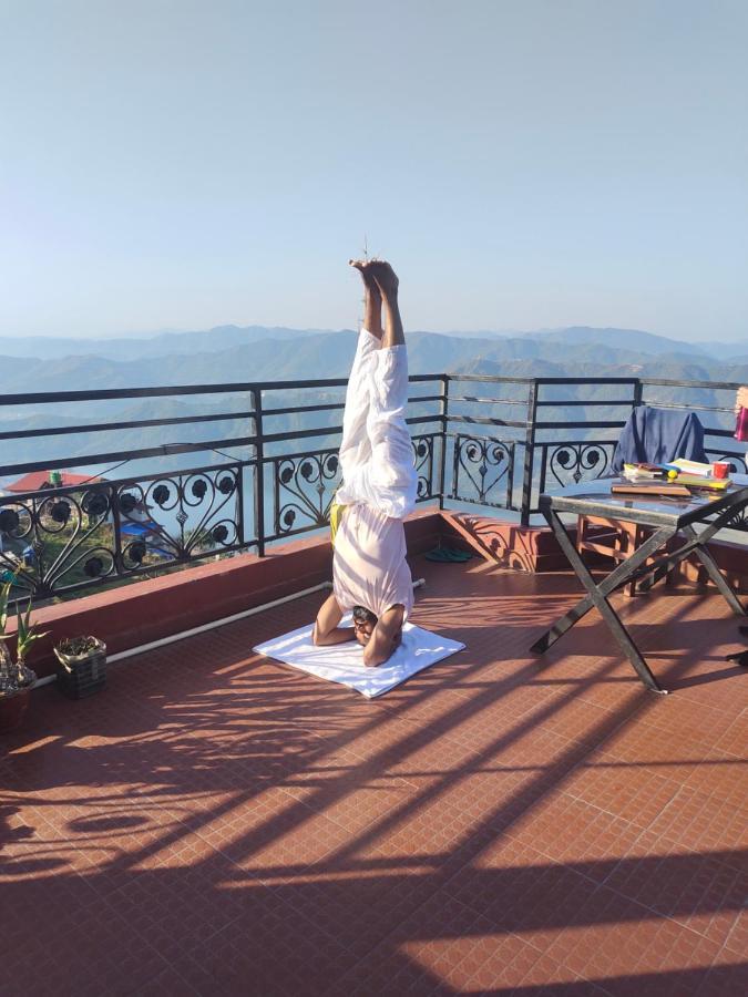 Hotel High Ground Inn Sarangkot โพคารา ภายนอก รูปภาพ